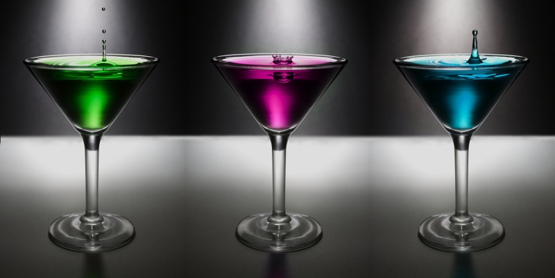 boite-nuit-VALLAURIS-min_water-drop-glass-bar-celebration-green-832603-pxhere.com